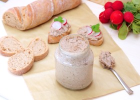 Namaz od bukovača i oraha