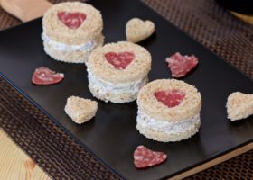 Tost kanapeići s mesnim namazom