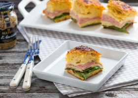 Topli sendviči s aromatičnim premazom