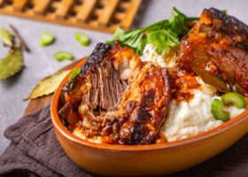 Juneće rebro iz pećnice u umaku